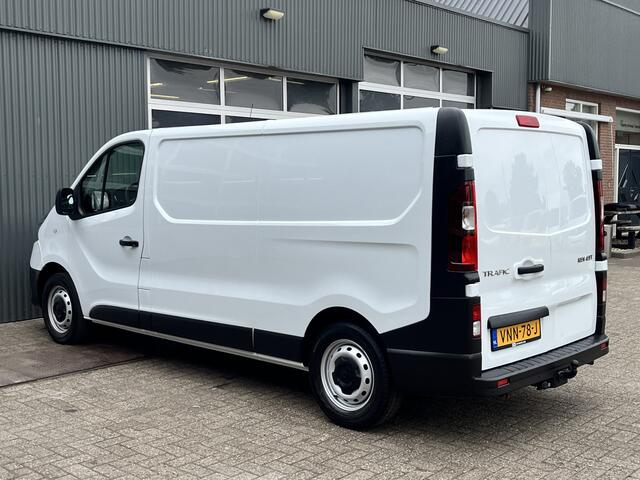 Renault TRAFIC 2.0 dCi 120 T29 L2H1 Airco Cruise control Trekhaak 2000kg trekgewicht Bluetooth telefoon voorbereiding Schuifdeur 2-Persoons 1e eigenaar Euro 6