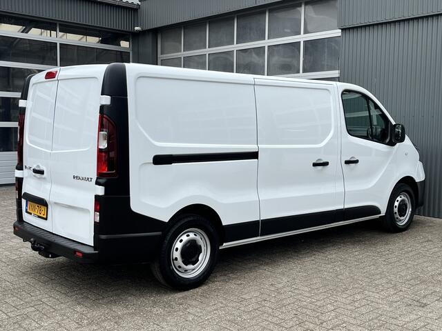 Renault TRAFIC 2.0 dCi 120 T29 L2H1 Airco Cruise control Trekhaak 2000kg trekgewicht Bluetooth telefoon voorbereiding Schuifdeur 2-Persoons 1e eigenaar Euro 6
