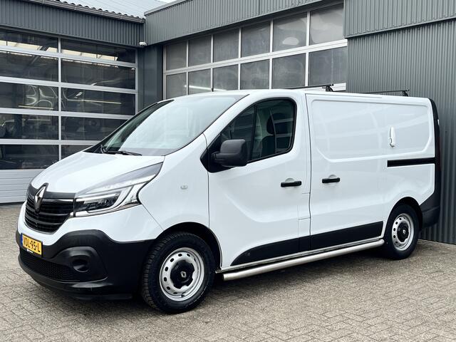 Renault TRAFIC 1.6 dCi L1H1 2x Schuifdeur Kastinrichting Airco Cruise controle Kastinrichting 3-Persoons Telefoonverbinding Parkeersensoren achter Sitebars 1e eigenaar Euro 6 Dealer onderhouden