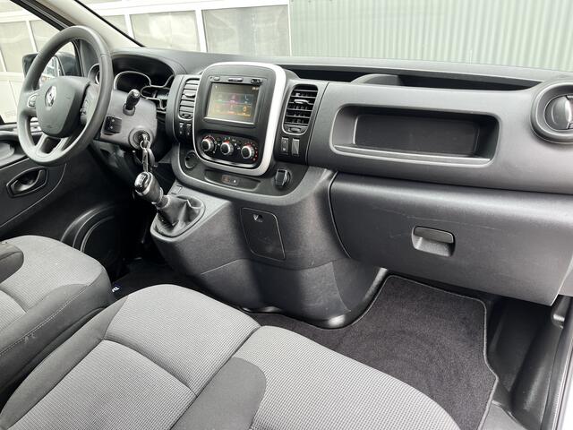 Renault TRAFIC 1.6 dCi L1H1 2x Schuifdeur Kastinrichting Airco Cruise controle Kastinrichting 3-Persoons Telefoonverbinding Parkeersensoren achter Sitebars 1e eigenaar Euro 6 Dealer onderhouden