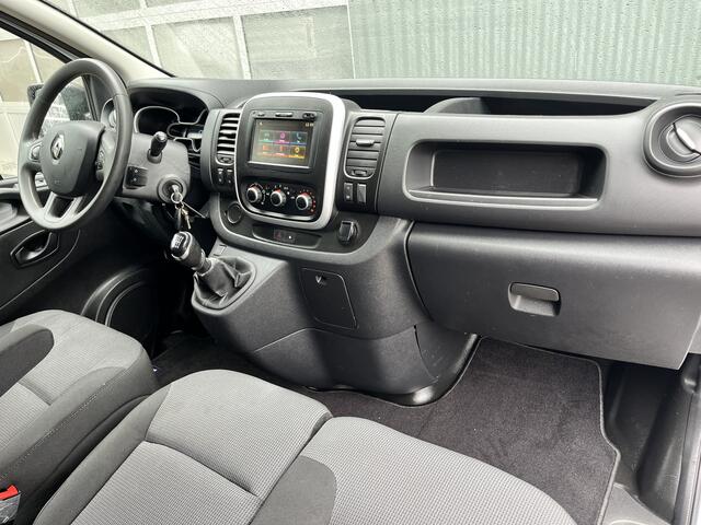 Renault TRAFIC 1.6 dCi 2x Schuifdeur Kastinrichting Airco Cruise controle Kastinrichting 3-Persoons Telefoonverbinding Parkeersensoren achter 1e eigenaar Euro 6 Dealer onderhouden