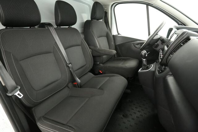 Renault TRAFIC 2.0 dCi T29 170PK L2H1 Automaat Airco Camera Cruise Trekhaak LED 3 Persoons PDC