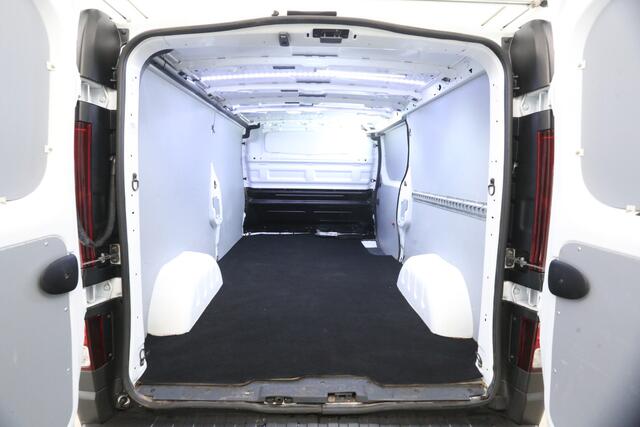 Renault TRAFIC 2.0 dCi L2H1 145PK Automaat Airco Camera Cruise Carplay Imperiaal Trekhaak Navi PDC 3 Persoons