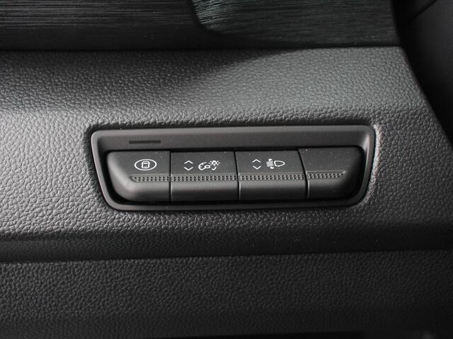 Renault TRAFIC 2.0 Blue dC1 150 EDC T30 L2H1 Advance | Navigatie | Airco | Lichtmetalen velgen | Betimmering | Trekhaak | Camera | Parkeer sensoren | Dab