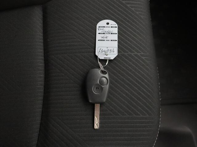 Renault TRAFIC 1.6DCI 120PK Kastinrichting | Navigatie | Airco | Trekhaak | 3-Persoons | Cruise