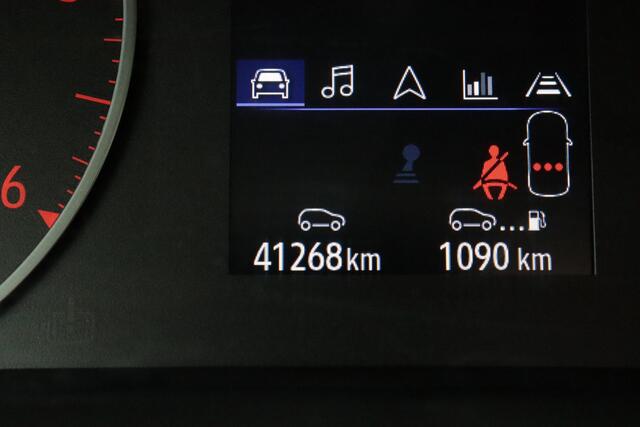 Renault TRAFIC 2.0 dCi 130 T29 L2H1 Dubbel Cabine Work Edition | 6 PERS | NAVI | CAMERA + PDC | TREKHAAK | BETIMMERING | SIDEBARS |