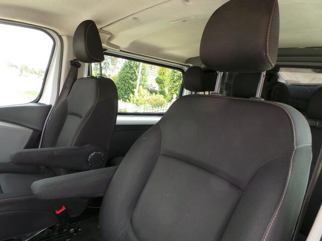 Renault TRAFIC 1.6 dCi T29 L2H1 DC Airco,Cruise,Navigatie,Pdc,Imperiaal,trekhaak Schade achterscherm