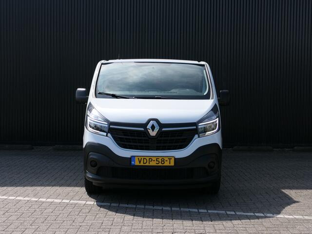 Renault TRAFIC 1.6 dCi 95 T29 L1H1 Comfort *Achterdeuren met ruiten!* - Betimmering + kasten, cruise, navi, sidebars