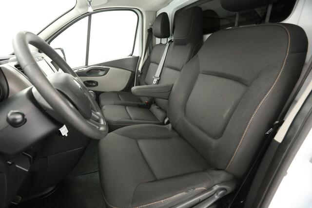 Renault TRAFIC 1.6 dCi T29 L2H1 | MARGE! | Airco Navigatie 3 Persoons Elektrpakket Parkeersensoren