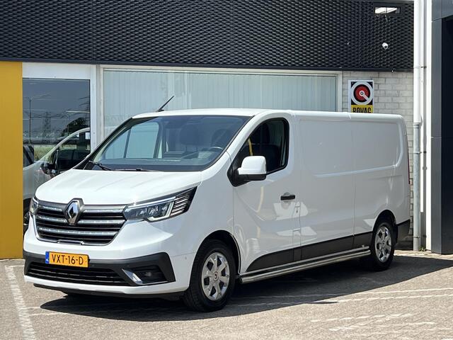Renault TRAFIC 2.0 dCi 130 T30 L2H1 Work Edition | Trekhaak | Achteruitrijcamera | Navigatie | DAB | LED | Parkeersensoren voor & achter | Cruise Control | Airco |