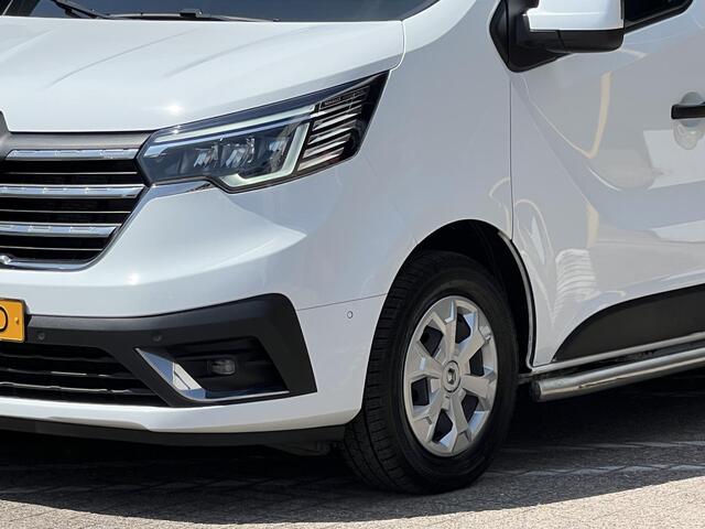 Renault TRAFIC 2.0 dCi 130 T30 L2H1 Work Edition | Trekhaak | Achteruitrijcamera | Navigatie | DAB | LED | Parkeersensoren voor & achter | Cruise Control | Airco |