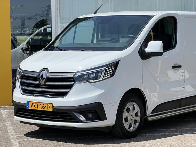 Renault TRAFIC 2.0 dCi 130 T30 L2H1 Work Edition | Trekhaak | Achteruitrijcamera | Navigatie | DAB | LED | Parkeersensoren voor & achter | Cruise Control | Airco |