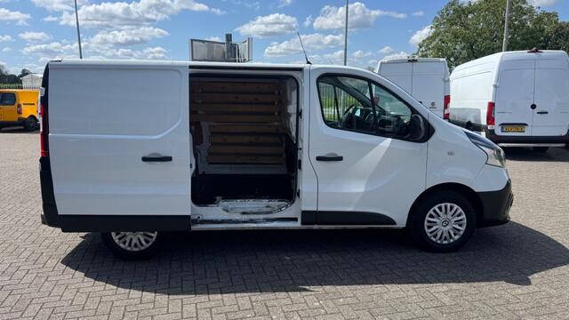 Renault TRAFIC 1.6 DCI 89KW 121PK EURO 6 AIRCO/ CRUISE CONTROL/ NAVIGATIE/ TREKHAAK/ 100% DEALERONDERHOUDEN