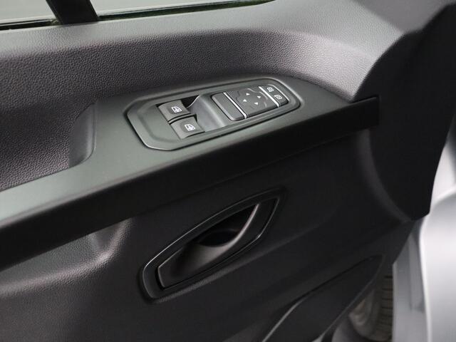 Renault TRAFIC 2.0DCi Lang Edition | Navigatie | Airco | Cruise | 3-Persoons