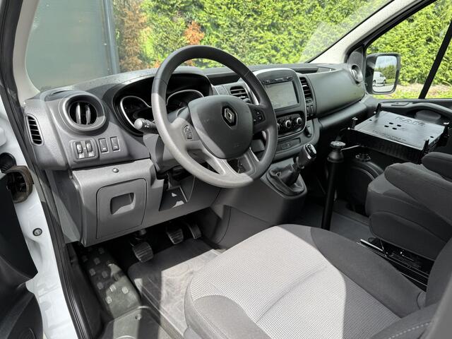Renault TRAFIC 2.0 dCi 145 PK / L1H2 / ALUC INRICHTING / TREKHAAK / AIRCO / CRUISE / CAMERA / LED
