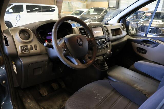 Renault TRAFIC 1.6 dCi L2H1 | Camera | Cruise control | Airco | Cruise control | Navigatie | Trekhaak | PDC | Euro 6 | NAP Logisch
