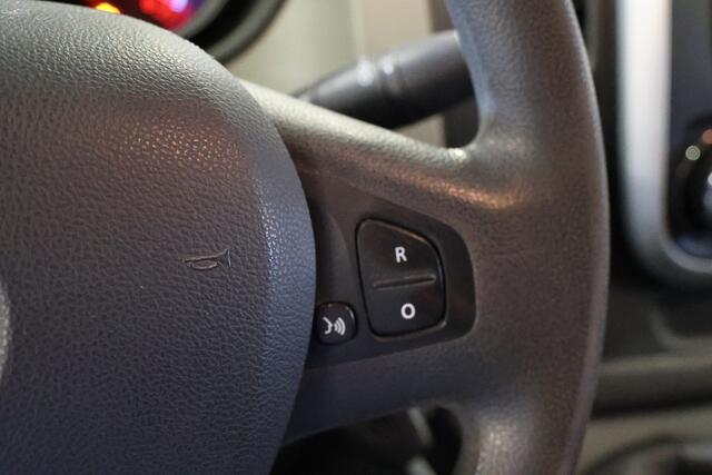 Renault TRAFIC 1.6 dCi L2H1 | Camera | Cruise control | Airco | Cruise control | Navigatie | Trekhaak | PDC | Euro 6 | NAP Logisch