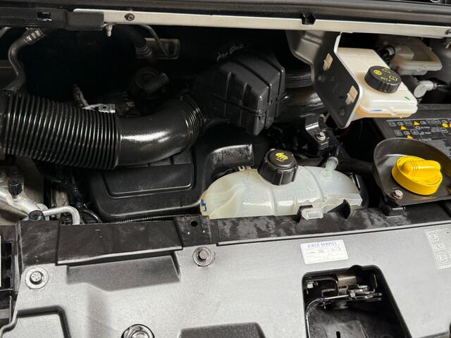 Renault TRAFIC 1.6 DCI Airco usb cruise control trekhaak pdc 3zits