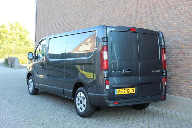 Renault TRAFIC 2.0 Blue dCi 130 T30 L2H1 Advance - Camera