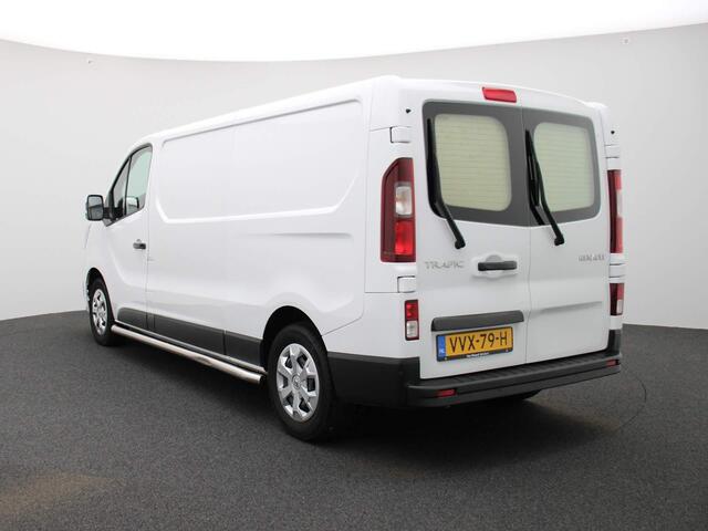 Renault TRAFIC 2.0 dCi T30 L2H1 Work Edition 130PK | Navigatie | Climate control | Laadruimtepakket | Bijrijdersstoel | Cruise control | Parkeersensoren