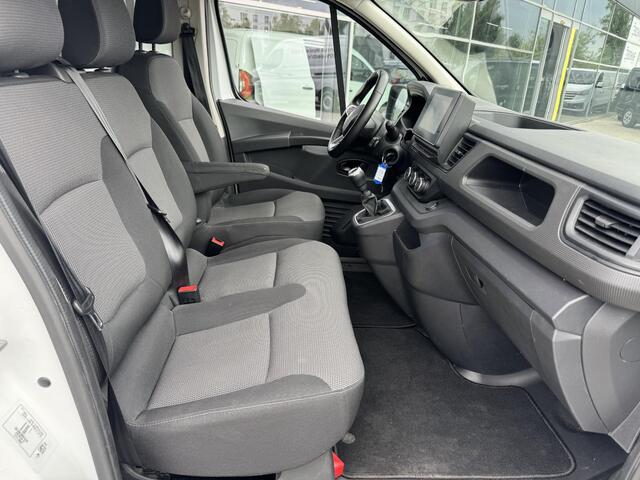 Renault TRAFIC 2.0 dCi 130 T30 L2H1 Work Edition | AIRCO | TREKHAAK | NAVIGATIE | SCHUIFDEUR LINKS & RECHTS |