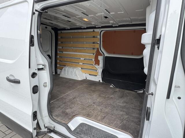 Renault TRAFIC 2.0 dCi 130 T30 L2H1 Work Edition | AIRCO | TREKHAAK | NAVIGATIE | SCHUIFDEUR LINKS & RECHTS |