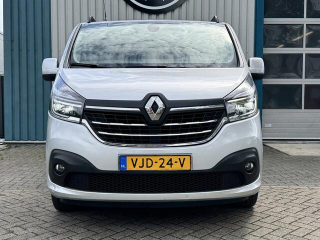 Renault TRAFIC 2.0 dCi 170 L2H1 DC Luxe 6 Persoons / Dubbele schuifdeur / Navi / LED / Automaat / Camera / Marge