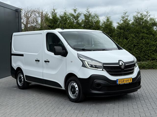 Renault TRAFIC 2.0 dCi 120 PK / L1H1 / 1e EIG. / 2x SCHUIFDEUR / TREKHAAK / AIRCO / CRUISE / NAVI