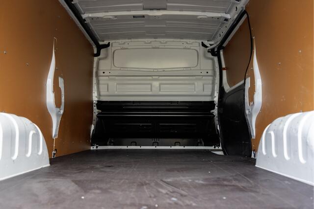 Renault TRAFIC dCi | L2H1 | Dynamic | Launch Edition 007 | Navi | LED | Imperiaal | Cruise | PDC | Airco | Euro 6