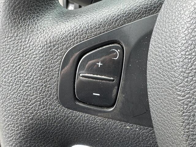 Renault TRAFIC 1.6 dCi T27 L1H1 Comfort | AIRCO | NAVIGATIE | TREKHAAK | CRUISE CONTROL |