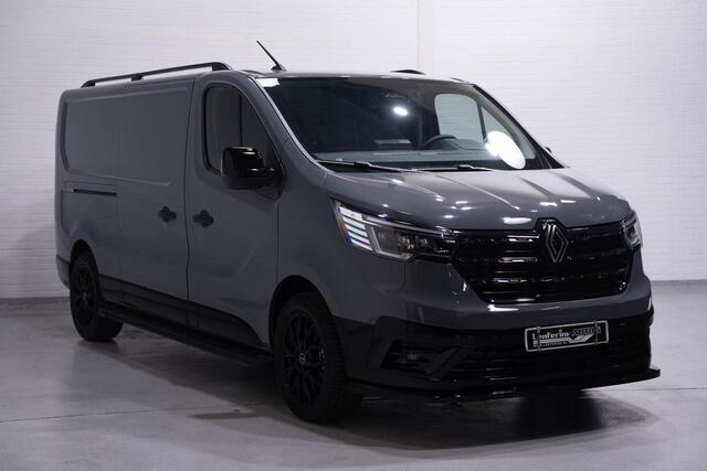 Renault TRAFIC 2.0 dCi 130 pk L2H1 Black Edition Camera, 18" LMV LED Koplampen, Spoiler V+A, Black Pack, BPM Vrij, 3-Zits