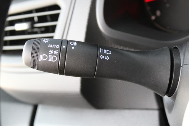 Renault TRAFIC 2.0 Blue dCi 130pk T30 L2H1 Advance - Navigatie - Carplay - Camera - Cruise - PDC - Rijklaar