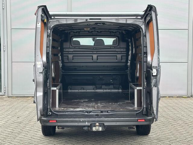 Renault TRAFIC 1.6 dCi 125 T29 L2H1 Luxe | CLIMATE CONTROL | TREKHAAK | NAVIGATIE | IMPERIAAL |