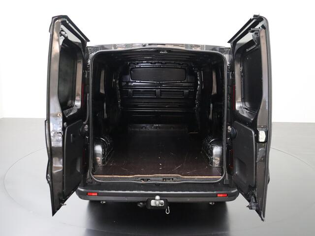 Renault TRAFIC 2.0DCi 130PK Lang Edition | Led | Multimedia | Camera | Trekhaak | Betimmering | 3-Persoons