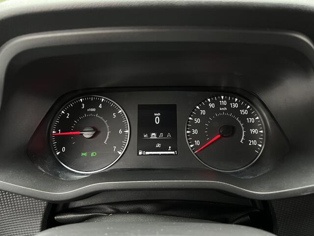 Renault TRAFIC 2.0 dCi 130 T30 L2H1 Work Edition | Navigatie | Trekhaak | Apple Carplay | Betimmering