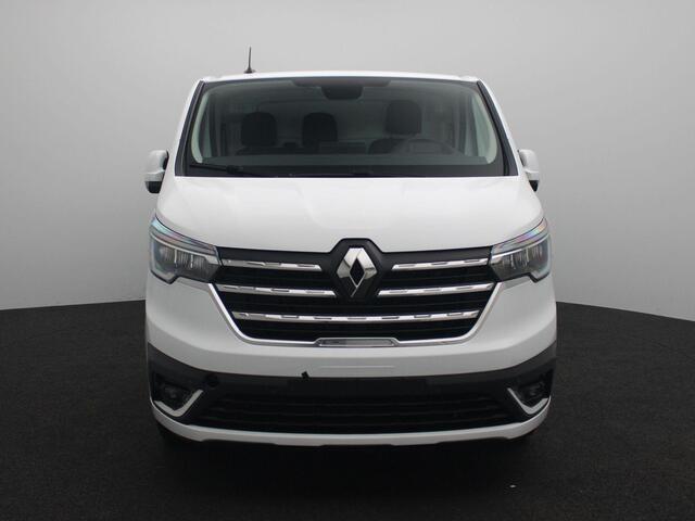 Renault TRAFIC E-Tech L2H1 T29 GB Comfort | Airbag voor passagier | LED-verlichting in de laadruimte | EASY LINK navigatiesysteem | Additionele parkeerhulp | Pack Vision | Stalen wielen 16" met wieldop 'Siras' in zilver |Reservewiel | Renault Handsfree Card |