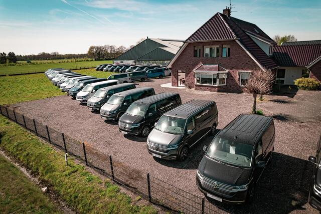 Renault TRAFIC 2.0 Blue dCi 130 Pk L2H1 Camera Keyless BPM VRIJ r