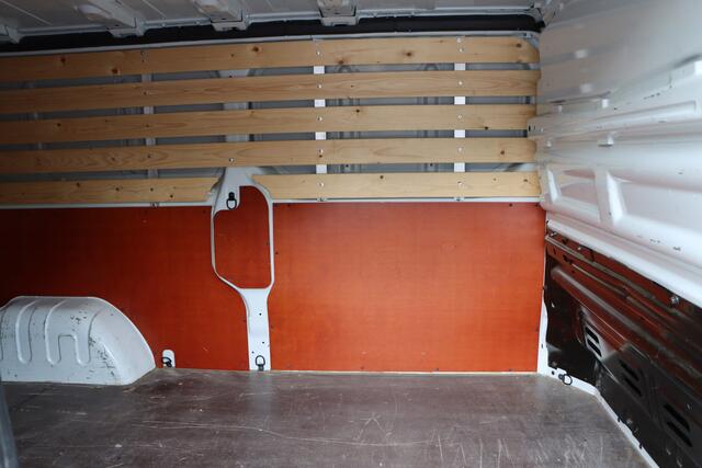 Renault TRAFIC 2.0 dCi 130 T30 L2H1 Work Edition