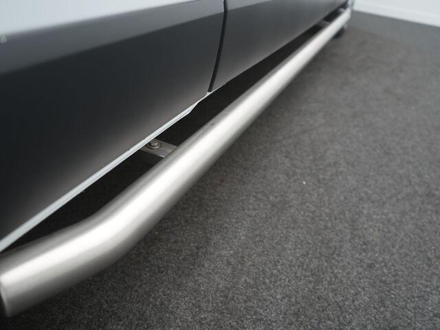 Renault TRAFIC 2.0 dCi 130 T30 L2H1 Work Edition - DEMO - All Seasonbanden - Sidebars - Cruise Control - Apple Carplay/Android Auto - Trekhaak - Dealeronderhouden