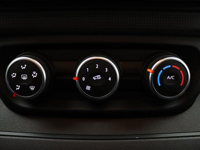 Renault TRAFIC 2.0 dCi 130pk T29 L2H1 DC Work Edition Camera | Cruise | Navi | Parkeersens. v+a | Trekhaak