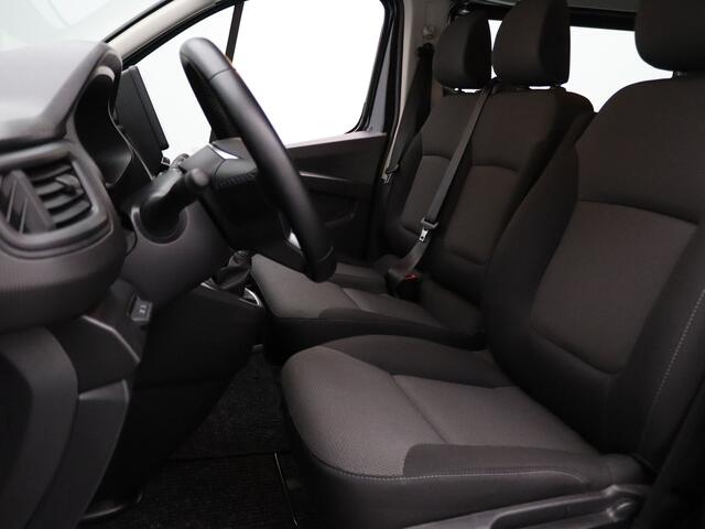 Renault TRAFIC 2.0 dCi 130pk T30 L2H1 Work Edition Camera | Cruise | Navi | Parkeersens. v+a | Trekhaak