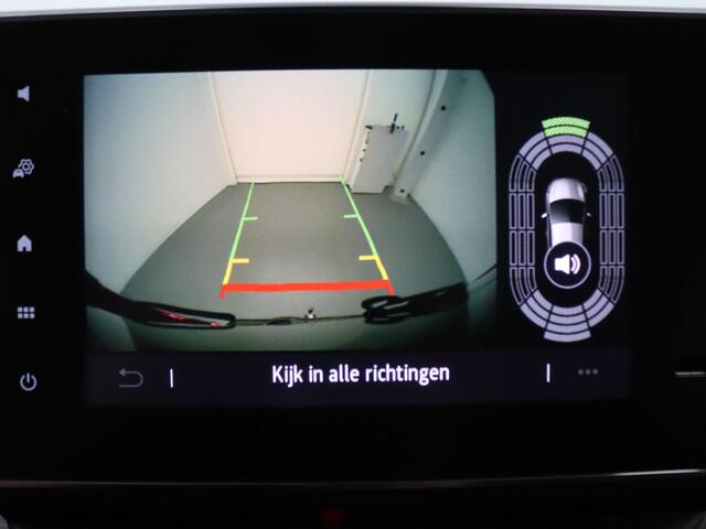 Renault TRAFIC 2.0 dCi 130pk T30 L2H1 Work Edition Camera | Cruise | Navi | Parkeersens. v+a | Trekhaak