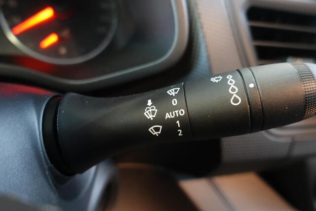 Renault TRAFIC 2.0 Blue dCi 150PK T30 L2H1 Advance Airco Bluetooth Camera Cruise PDC Trekhaak