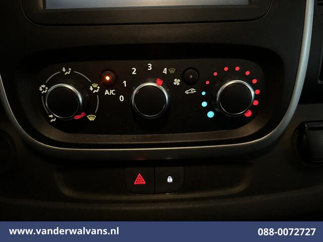 Renault TRAFIC 2.0 dCi 120pk L1H1 Euro6 Airco | 2x Zijdeur | Navigatie | LED | Trekhaak | Cruisecontrol Parkeersensoren
