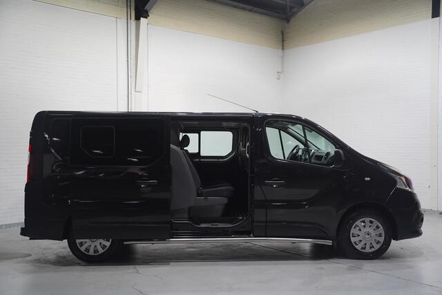 Renault TRAFIC 1.6 dCi 120 pk Dubbel Cabine 2x Schuifdeur, Navi Airco, Trekhaak, Sidebars, APK 09-2026, 6-Zits