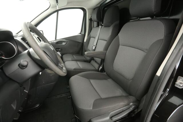 Renault TRAFIC 1.6 dCi 95 T29 L2H1 | Airco | Cruise | 3-Zits | Camera | Navigatie | Parkeersens. | Trekhaak