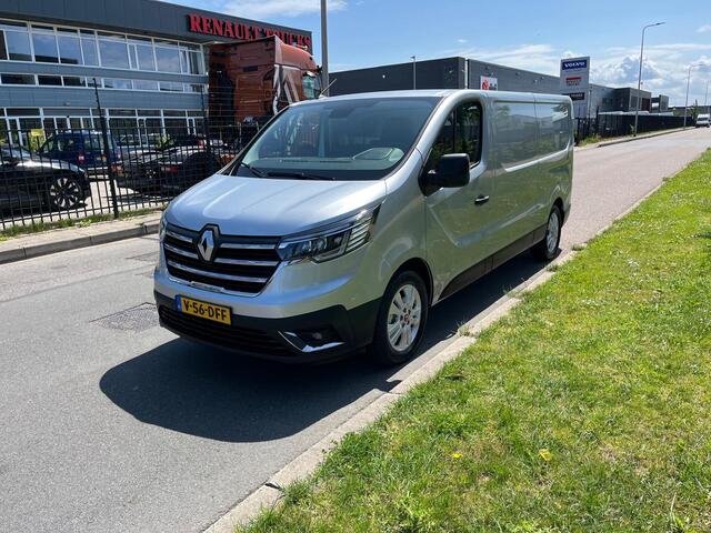 Renault TRAFIC E-Tech Red L2 H1, Airco, Nav, Camera