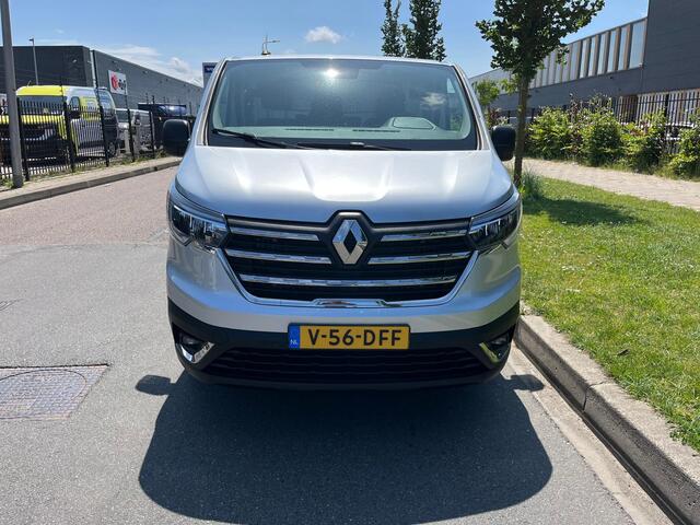 Renault TRAFIC E-Tech Red L2 H1, Airco, Nav, Camera