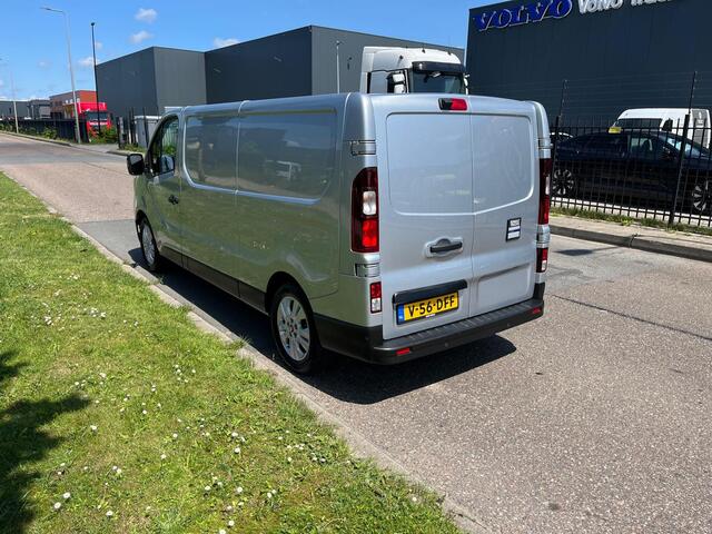 Renault TRAFIC E-Tech Red L2 H1, Airco, Nav, Camera