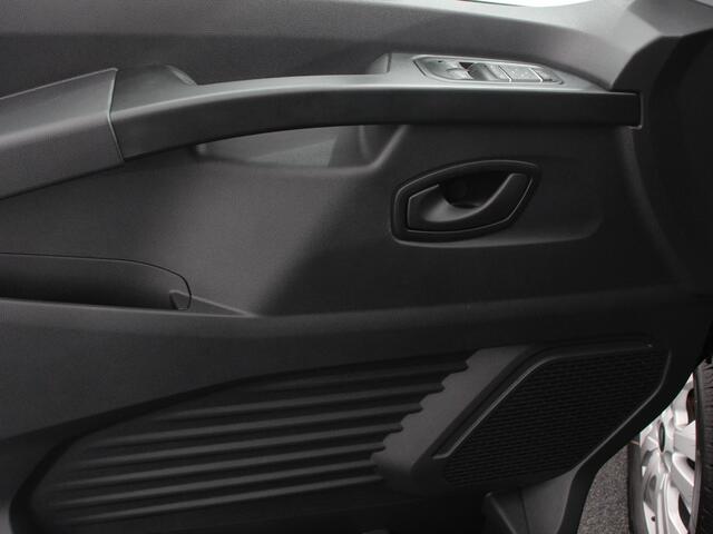 Renault TRAFIC 2.0 Blue dCi 150 T30 L2H1 Advance Navigatie bluetooth DAB Camera Airco Trekhaak Houten bekleding Lichtmetalen velgen